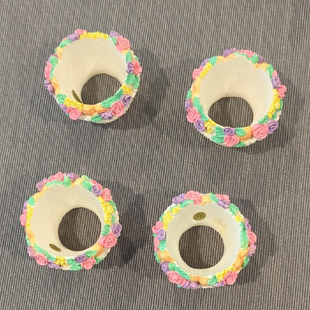 Napkin Rings Set Of 4- Floral Cream with Multicolor Accents